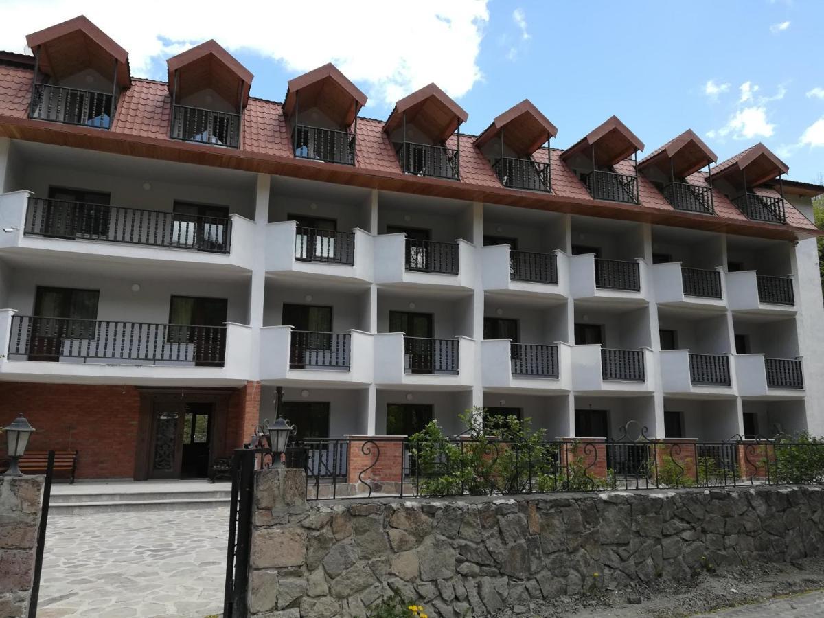 Hotel Iveria Abastumani Εξωτερικό φωτογραφία